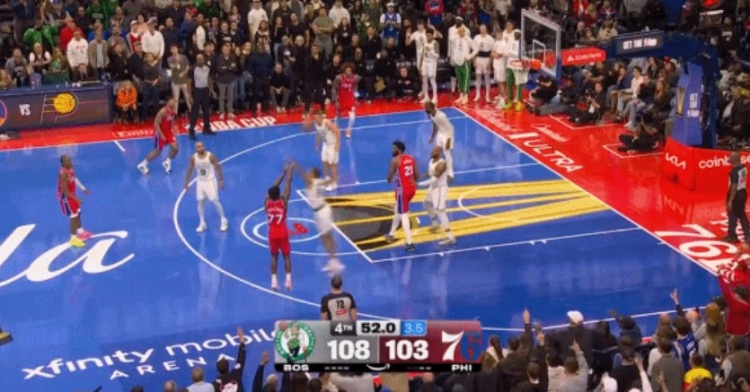 埃奇库姆和恩比德二人转 接他传球三分再中76人8-0分差缩小至2分