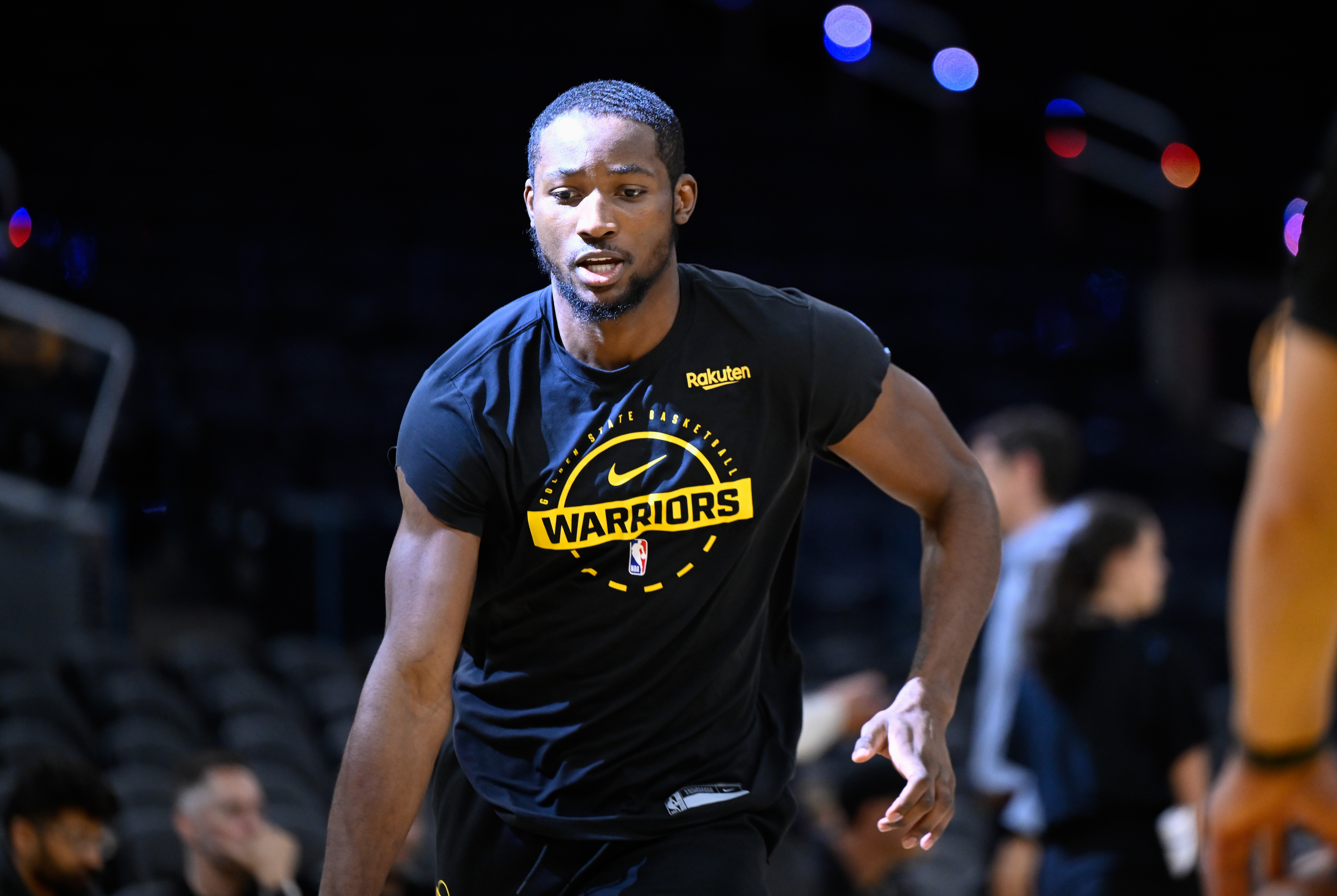 美记：联盟有些人认为库明加非常优秀&尚未到巅峰 也有人不看好他