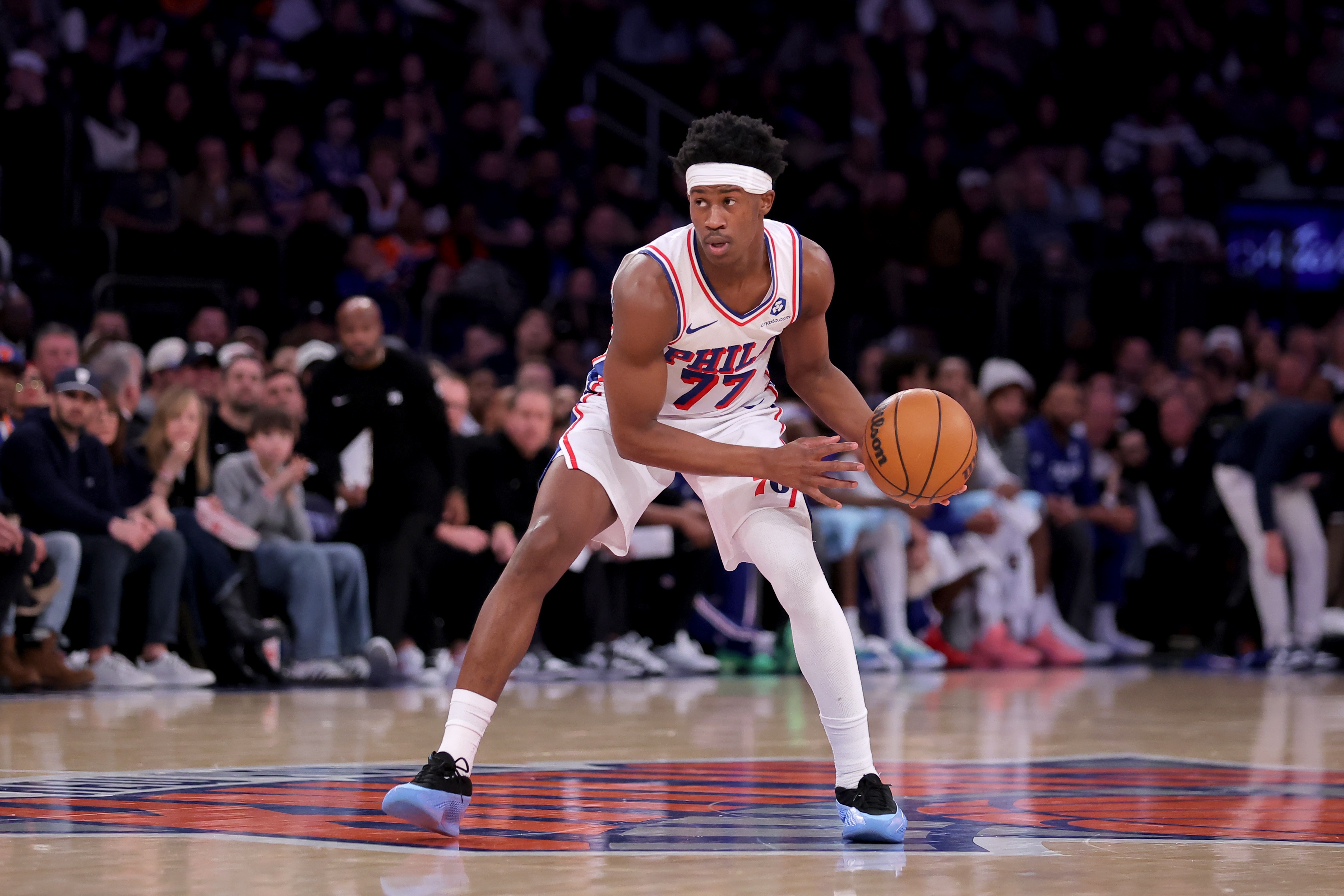 如有神助！埃奇库姆连续三分命中 76人三分13投11中